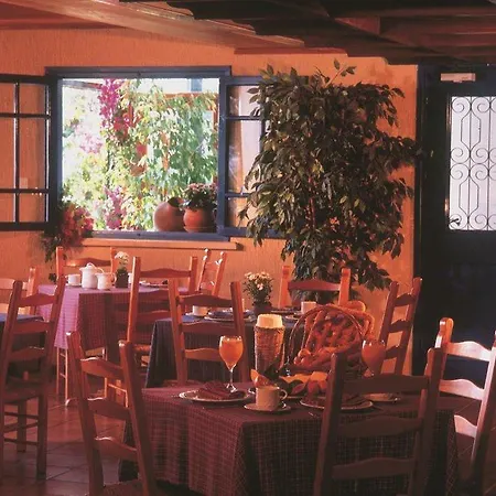 Hotel Azia & Paphos
