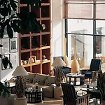 Hotel Azia &