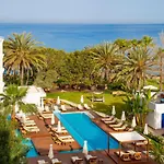 Azia & Hotel