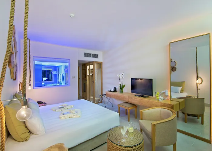 Azia & 5* Пафос